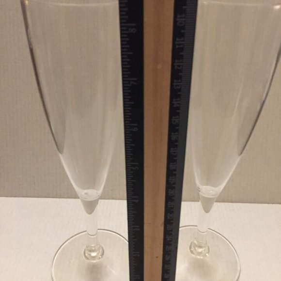 Wente Bros Plastic Top Hat Champagne Ice Holder with 2 Plastic Flutes - Picture 4 of 9